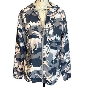 New Balance Women’s Abstract Camo Print Rain Jacket Blue Gray Multi Size M